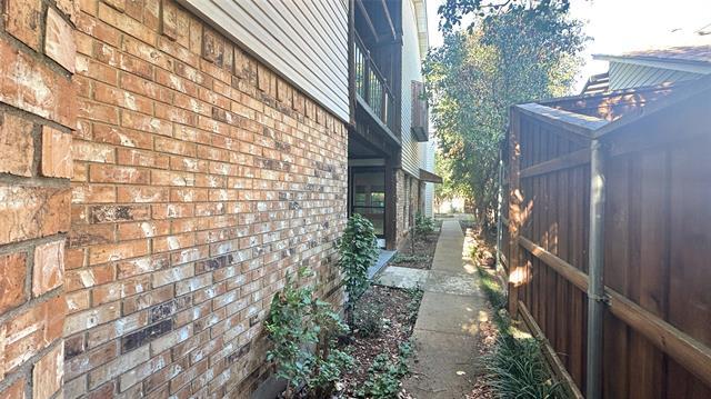 Foto del edificio - 6407 Ridgemont Dr