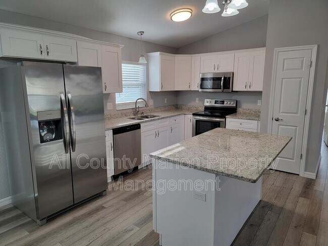 Foto del edificio - 15913 SW 23rd Court Rd
