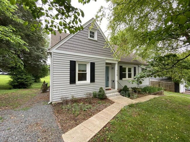 Building Photo - 119 Houseworth St