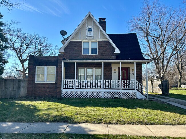 Foto del edificio - 1407 Strong Ave