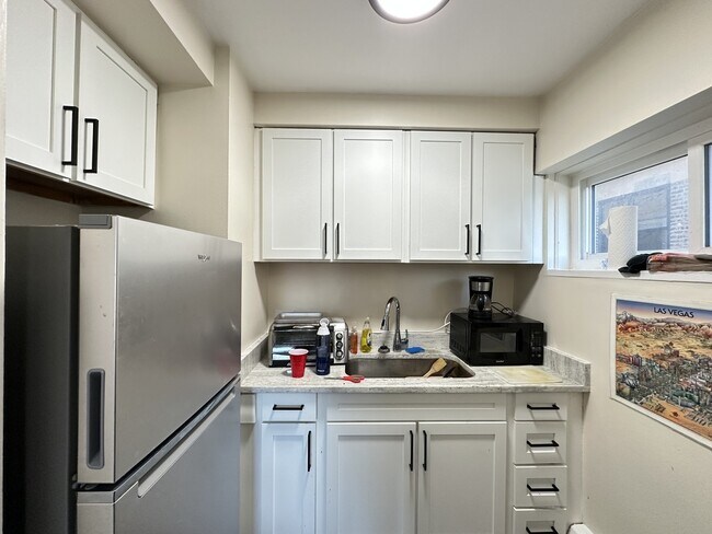 Foto del edificio - 1400 Chicago Ave