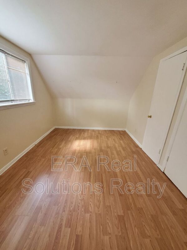 Building Photo - 4766 Huxley Dr