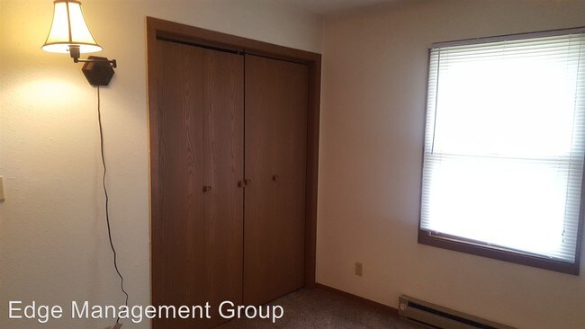 Building Photo - 306 Cedar Crest Dr