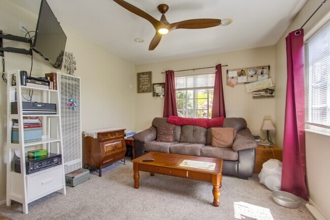 Foto del edificio - 1590 Country Vistas Ln