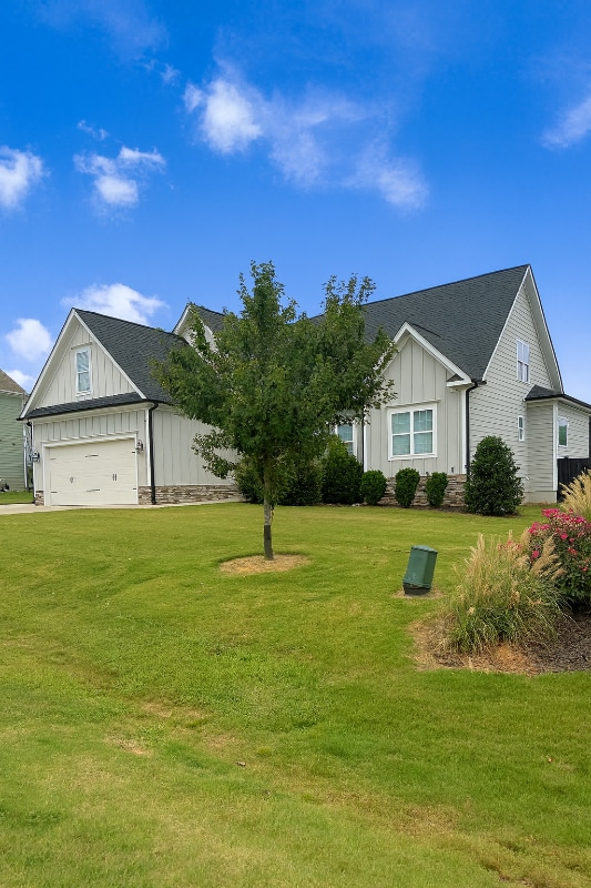Building Photo - 155 Meadow Lake Dr