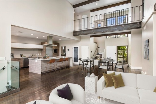 Building Photo - 5949 Abernathy Dr