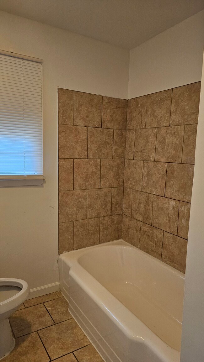 Foto del edificio - 1940 Camp Greene St