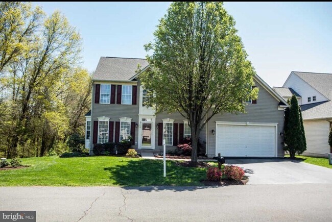 Building Photo - 43694 Maverick Ln