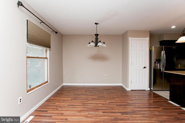Building Photo - 505 Whitpain Hills