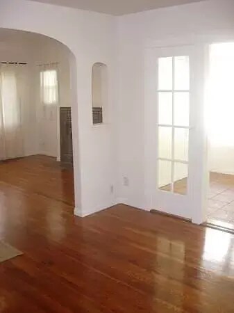 Building Photo - 1882 Corson St