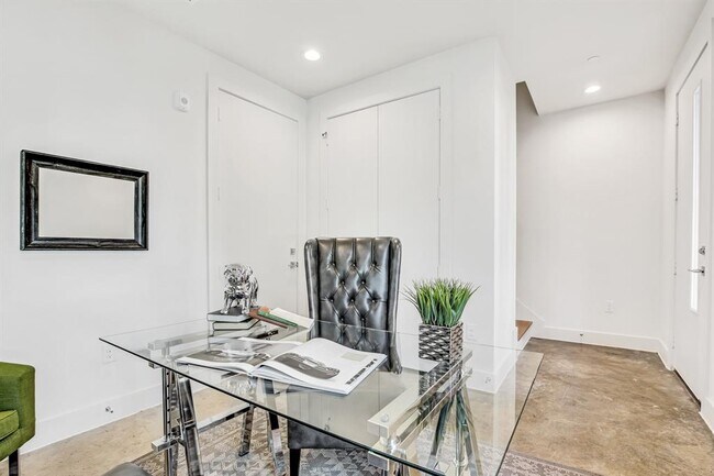 Foto del edificio - 2128 Ashby St