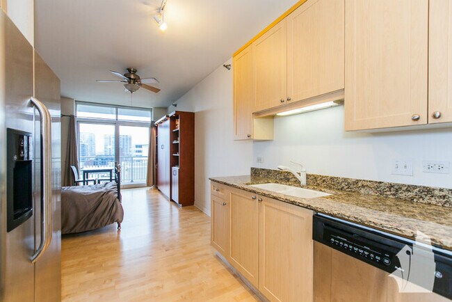Foto del edificio - 340 W Grand Ave.
