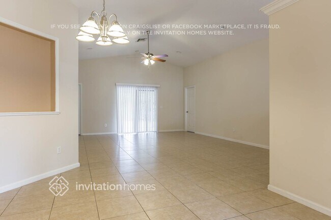 Foto del edificio - 1566 SW Fresno Rd