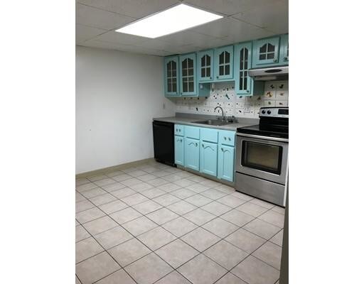 Foto del edificio - 8 Shadowbrook Ln