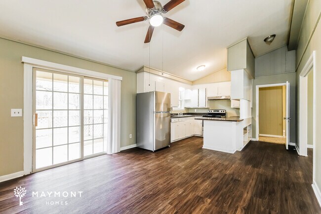 Building Photo - 192 Chotard Ave