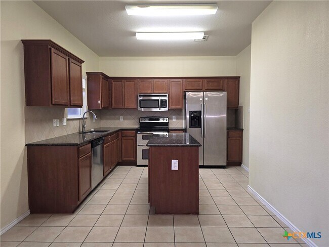 Foto del edificio - 5000 Willamette Ln