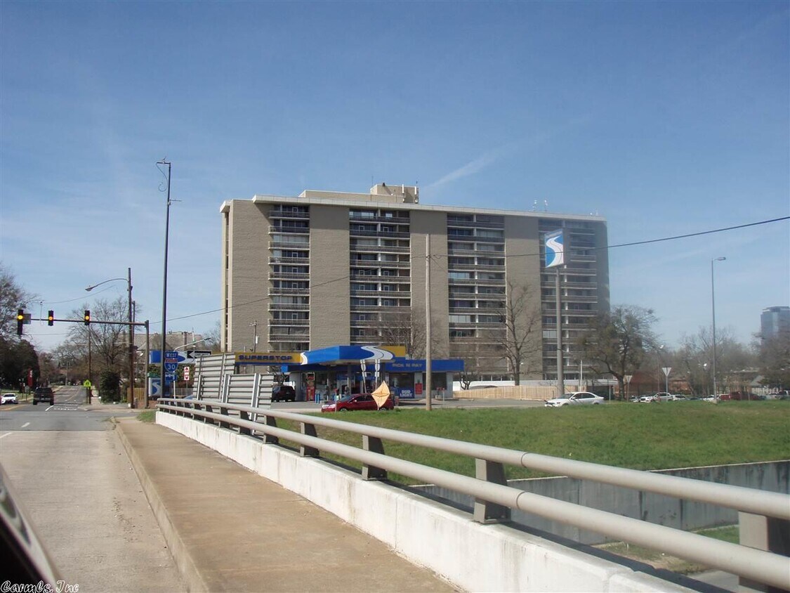 700 E 9th St Unit 3B, Little Rock, AR 72202 Condo for Rent in Little Rock, AR