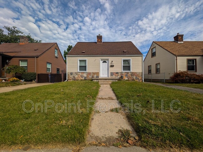 Building Photo - 34224 Stellwagen St
