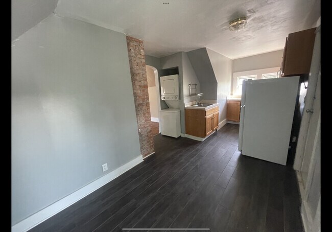 Building Photo - Lillian Ave