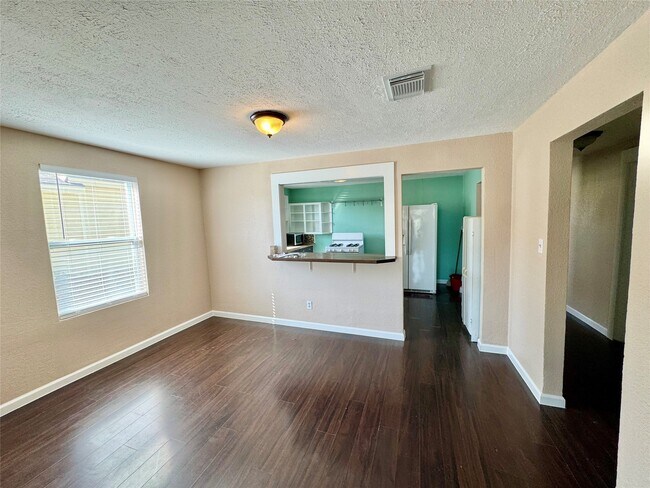 Foto del edificio - 3714 Avenue S 1/2