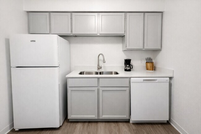 Foto del edificio - 1002 Clayton Ln