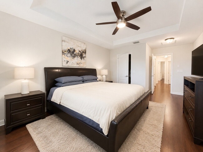 Building Photo - "Charming 3-Bed Oasis with 2.5 Baths in Lakeworth - Lakeview – Spacious 1622 Sq. Ft. Gem!"