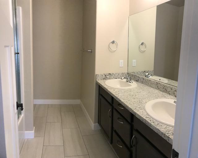 Building Photo - 1774 Rosebank  Way