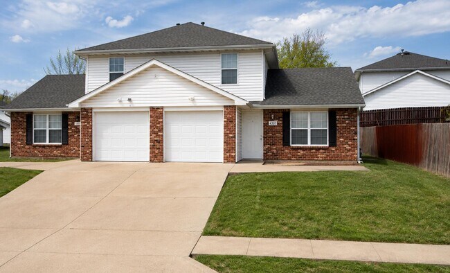 Building Photo - 4307 Derby Ridge Dr