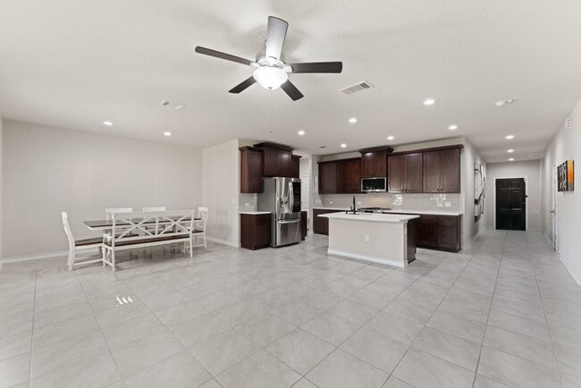 Building Photo - 12412 Big Valley Creek