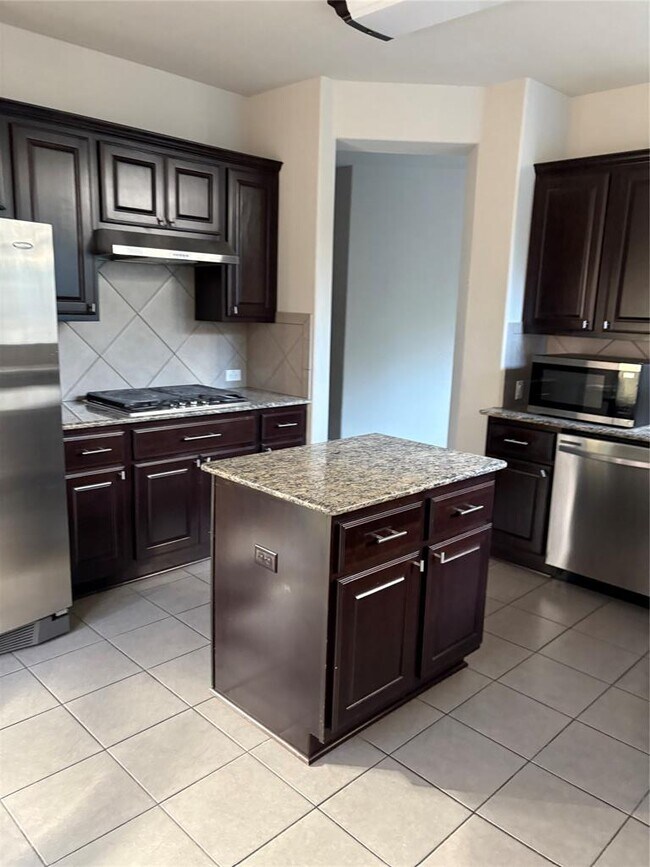 Foto del edificio - 104 San Matteo St