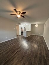 Vinyl flooring available in uptairs & downstairs - Memorial Fountain