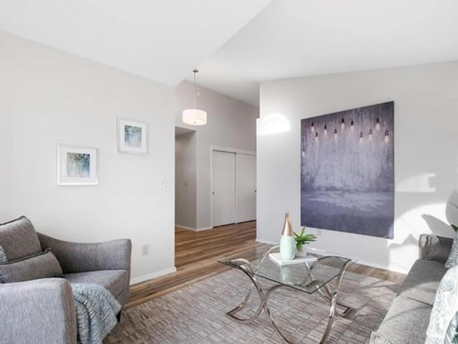 Building Photo - Beautiful Home on Boise Bench!