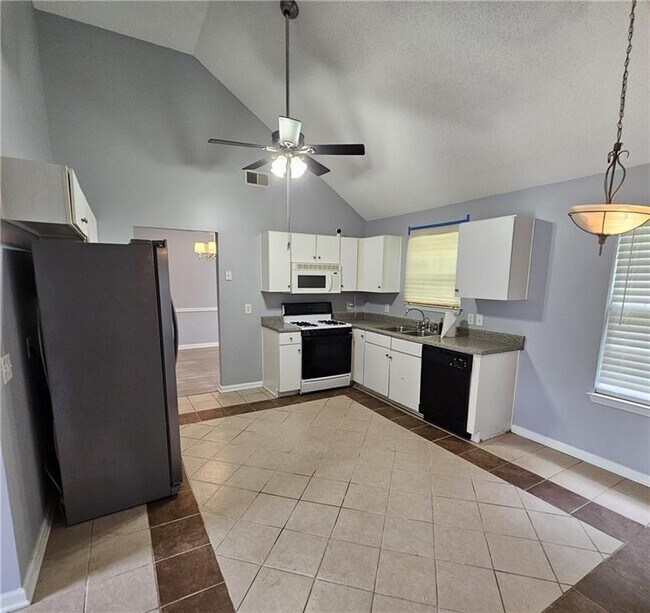 Foto del edificio - 310 Pecan Wood Cir