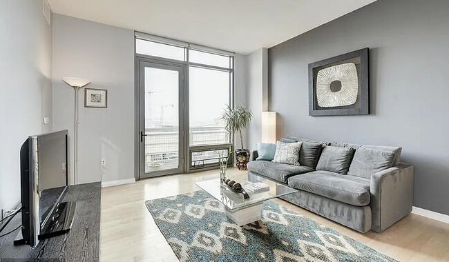 Foto del edificio - 440 L St NW