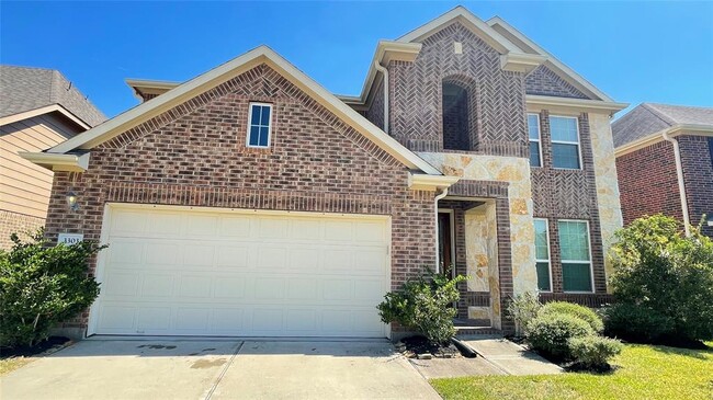 Building Photo - 3303 Fairmont Hills Ln