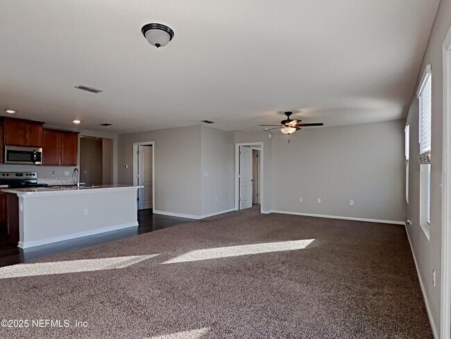 Building Photo - 2171 Pebble Point Dr