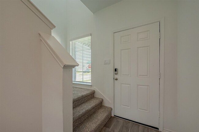 Foto del edificio - 5343 Pinecliff Grove Ct