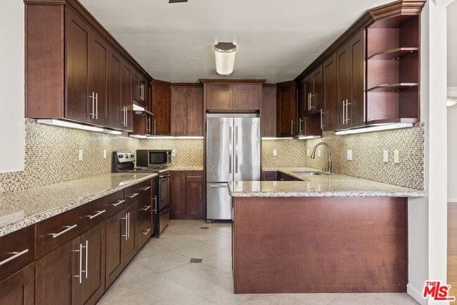 Foto del edificio - 1033 6th St