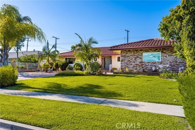 Building Photo - 17521 Rainier Dr