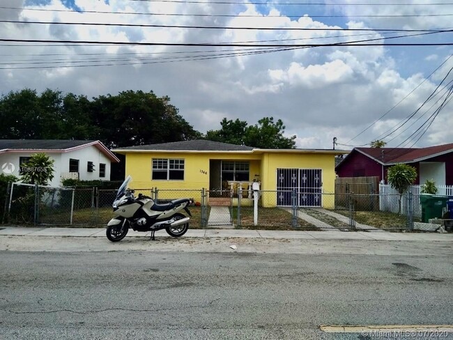 Building Photo - 1366 NW 75th St