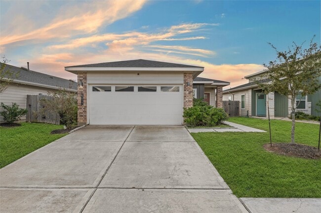 Building Photo - 12512 Newport Arch Ln