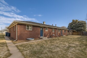 Building Photo - 5080 E Warren Ave