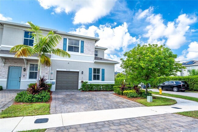 Foto del edificio - 750 SE 16th Ct