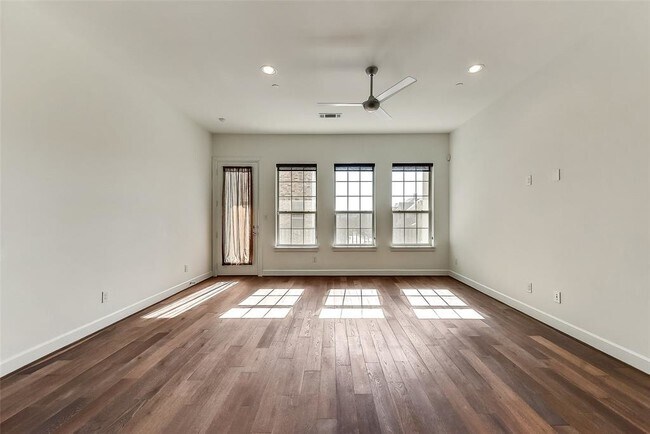 Foto del edificio - Apartment for Rent