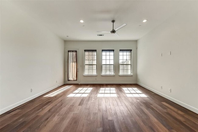 Building Photo - Apartment for Rent