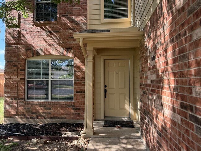 Foto del edificio - 307 Indian Meadow Dr