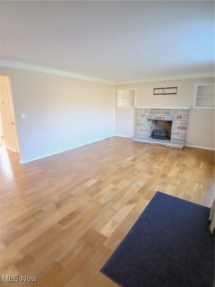 Foto del edificio - 55 Village Blvd