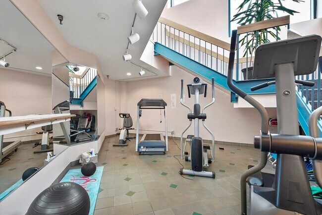 Foto del edificio - 750 Davol St