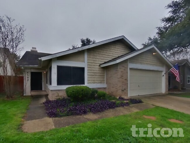 Foto del edificio - 9302 Points Edge