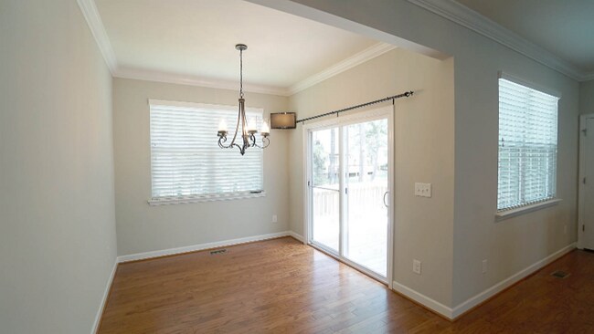 Foto del edificio - 1207 Heritage Links Dr